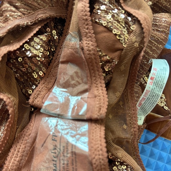 Free People Intimately Shimmer & Shine Bodysuit NWT - Picture 10 of 10